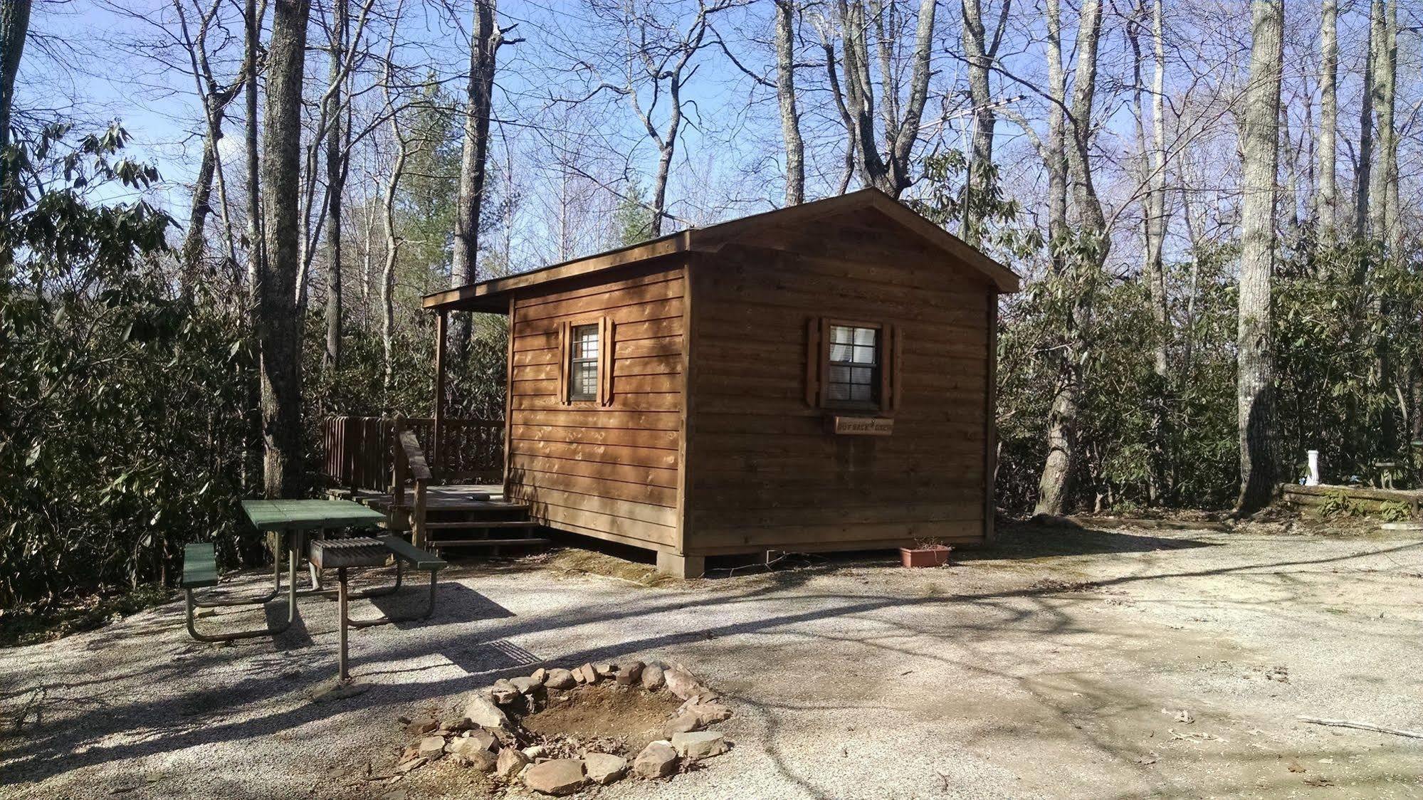 Linville Falls Campground, Rv Park, And Cabins Exterior foto